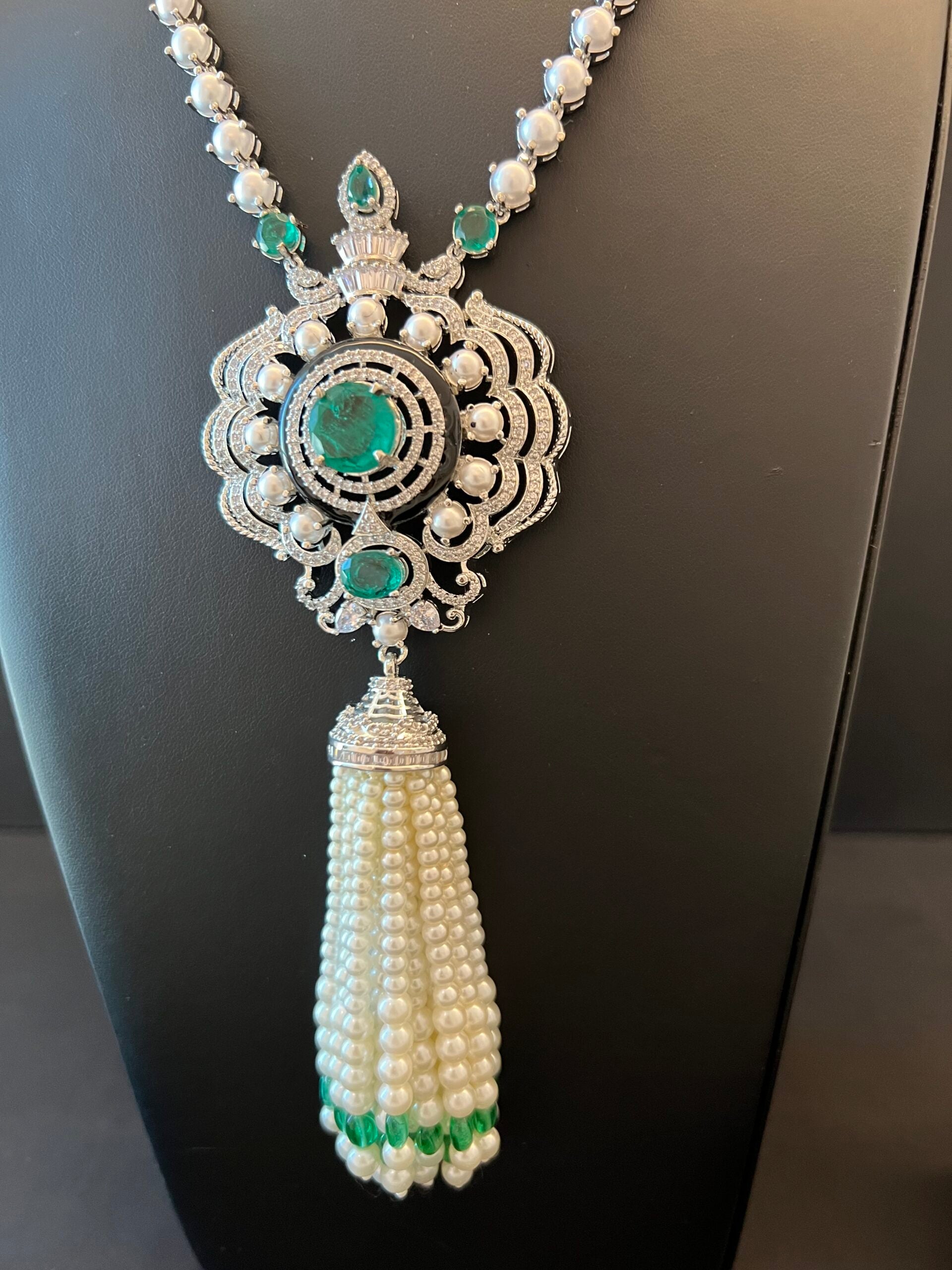 ZAHRA | PEARLS & GREEN