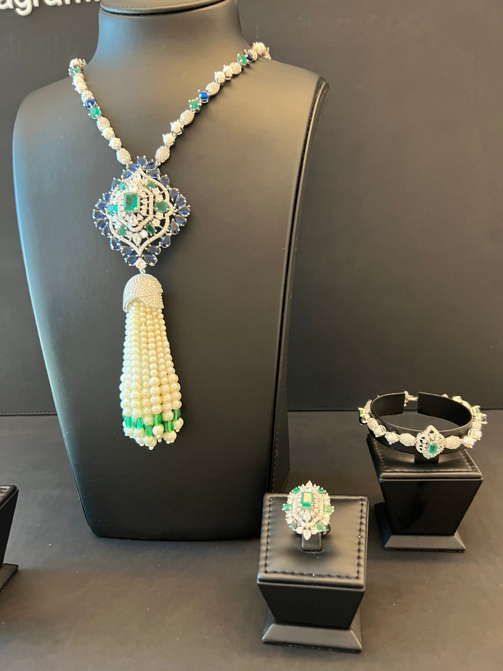 SALWA | PEARLS & BLUE