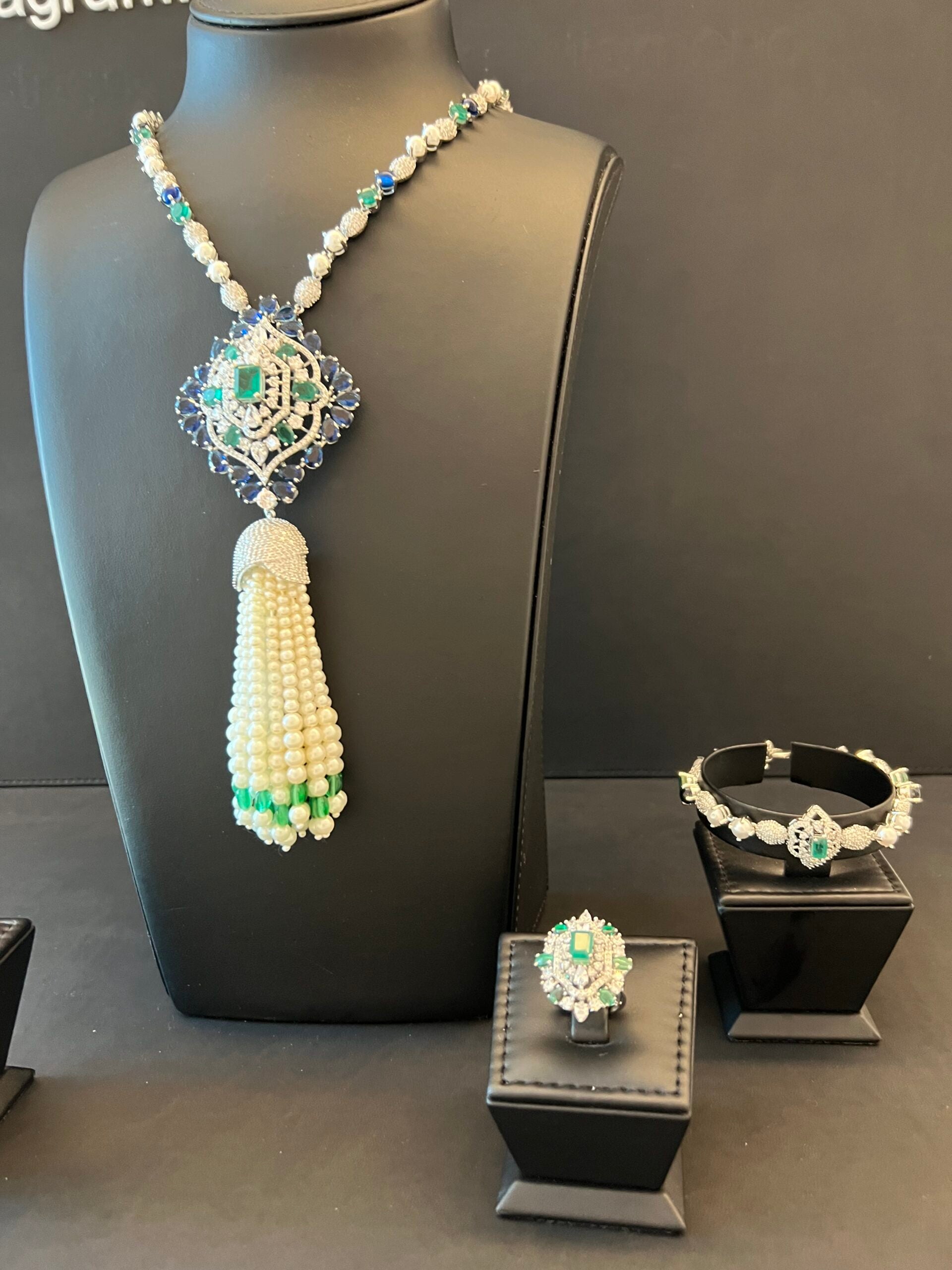 SALWA | PEARLS & BLUE