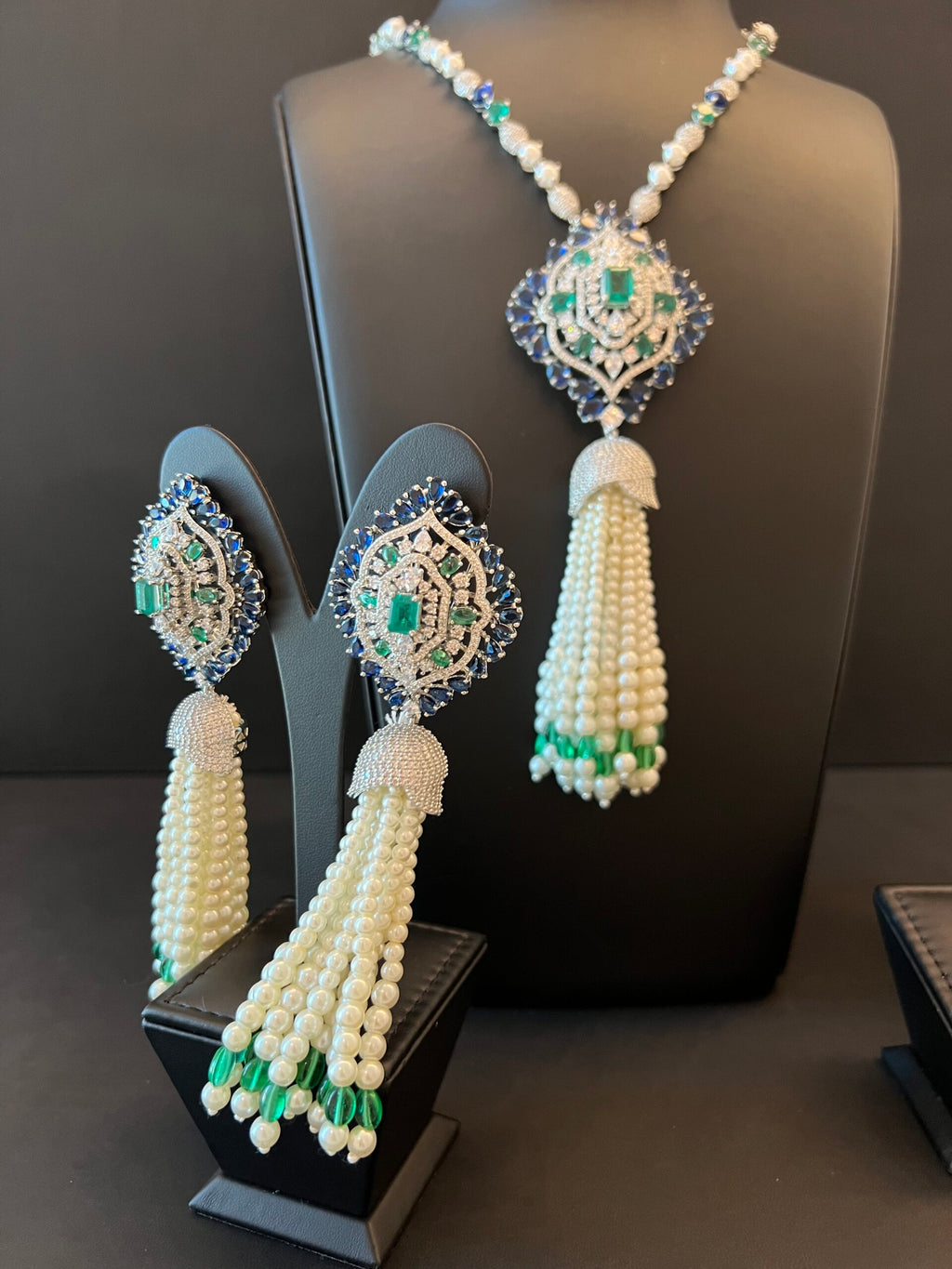 SALWA | PEARLS & BLUE