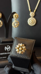 NO.96 | PEARLS & GOLDEN