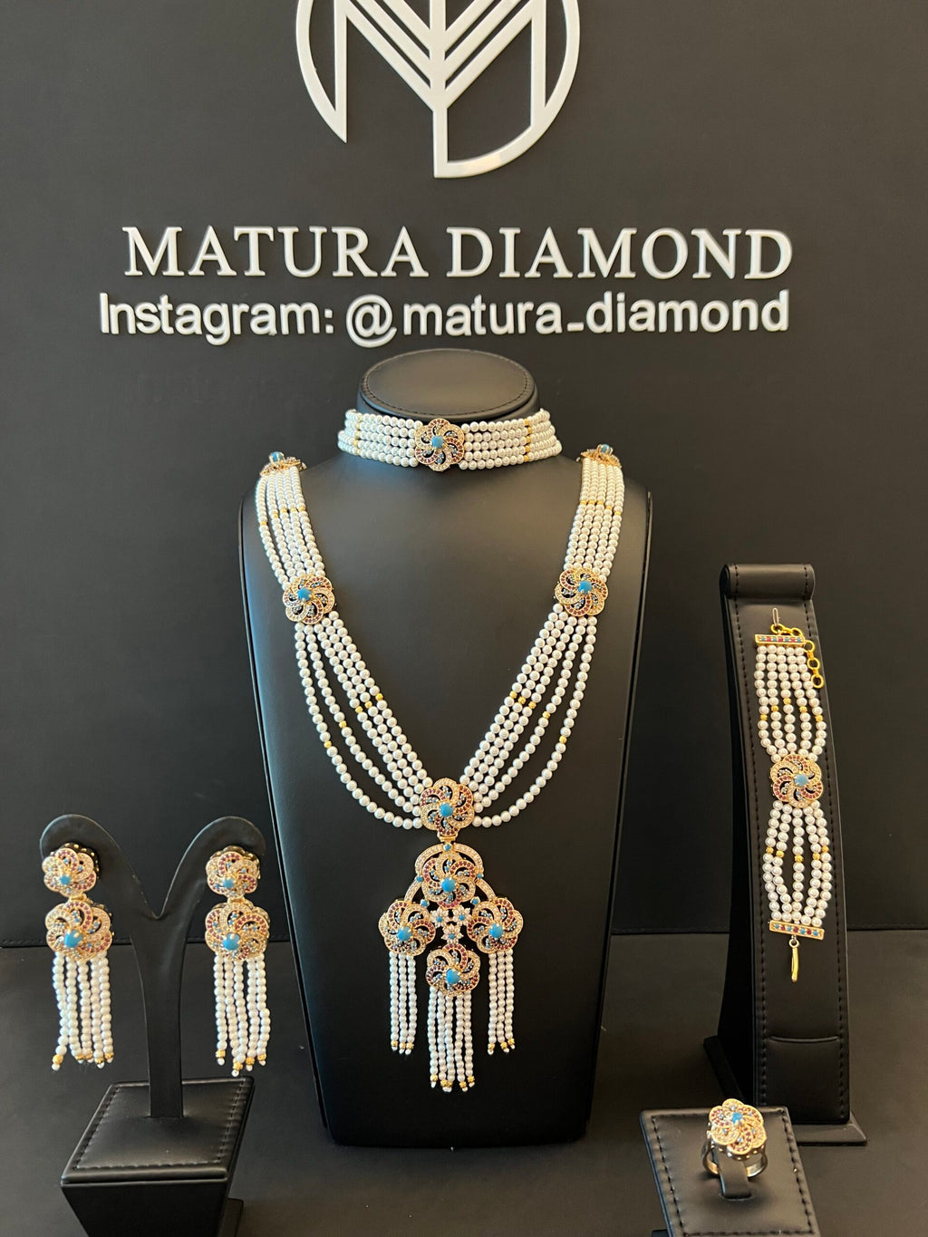 NO.74 | CHOKER & GOLDEN