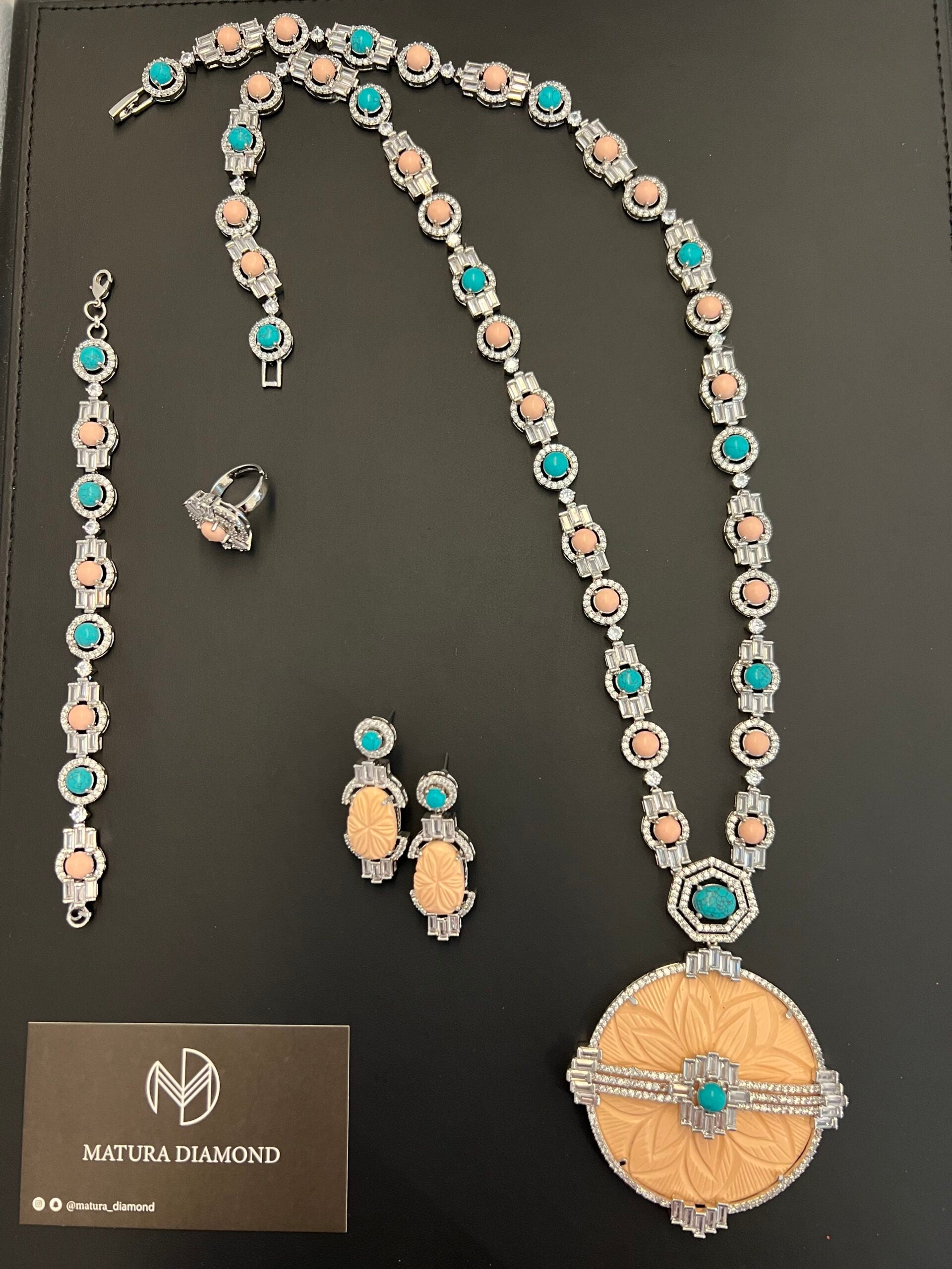 ZAKHRAF | PINK & TURQUOISE