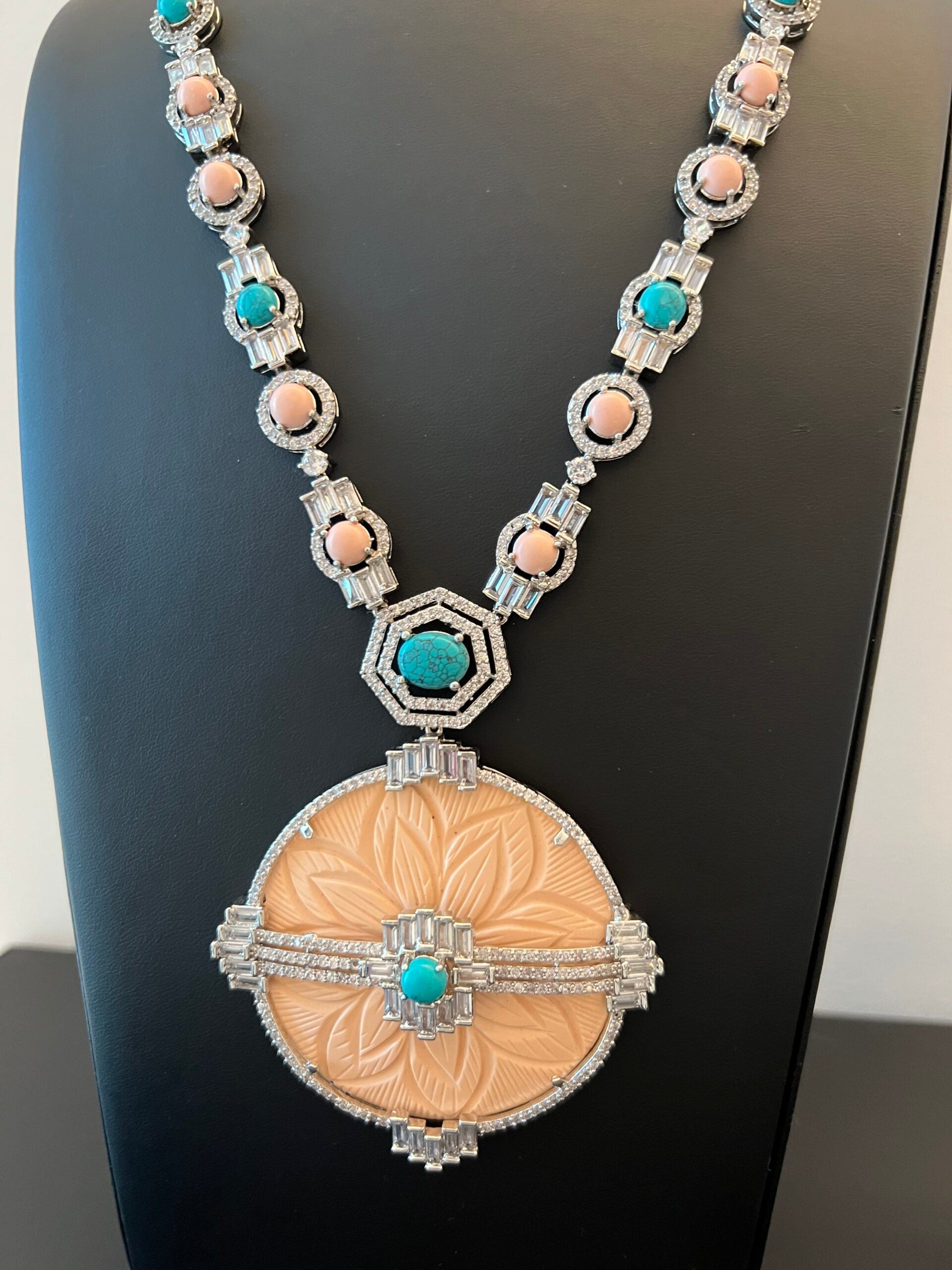 ZAKHRAF | PINK & TURQUOISE