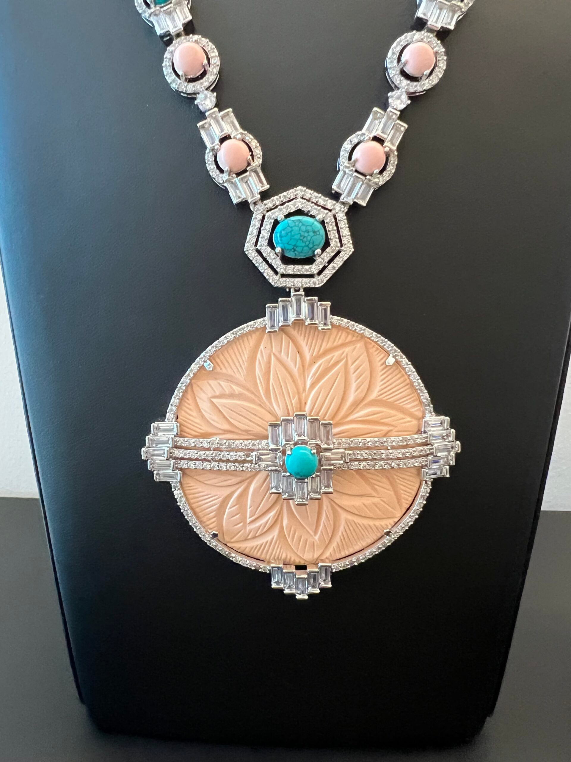 ZAKHRAF | PINK & TURQUOISE