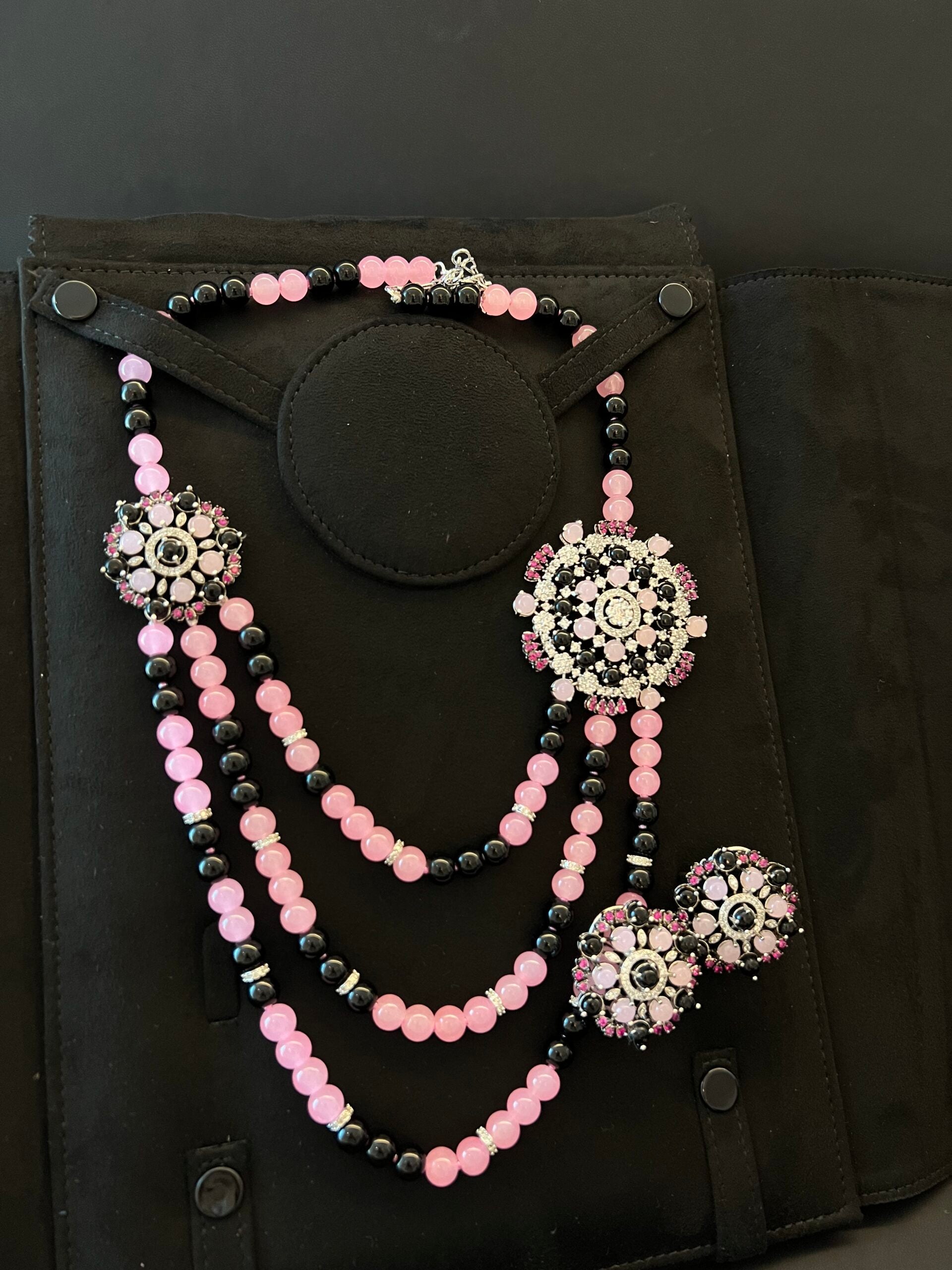 JUMEIRAH | PINK & BLACK