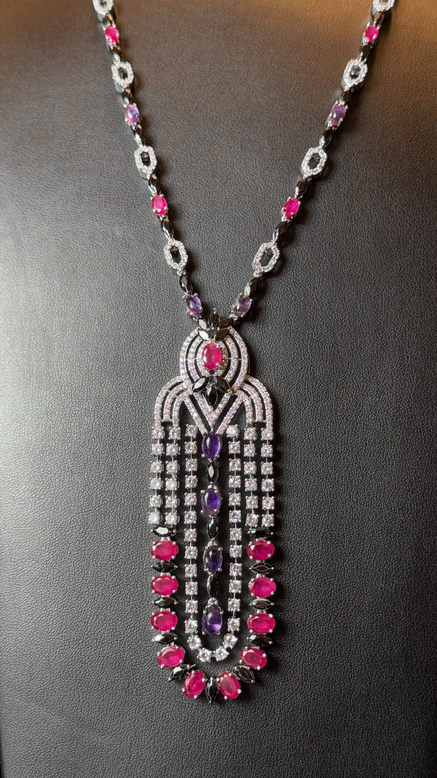 ALBARAHA | PINK & PURPLE & BLACK