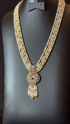 MZON | PEARLS & GREEN