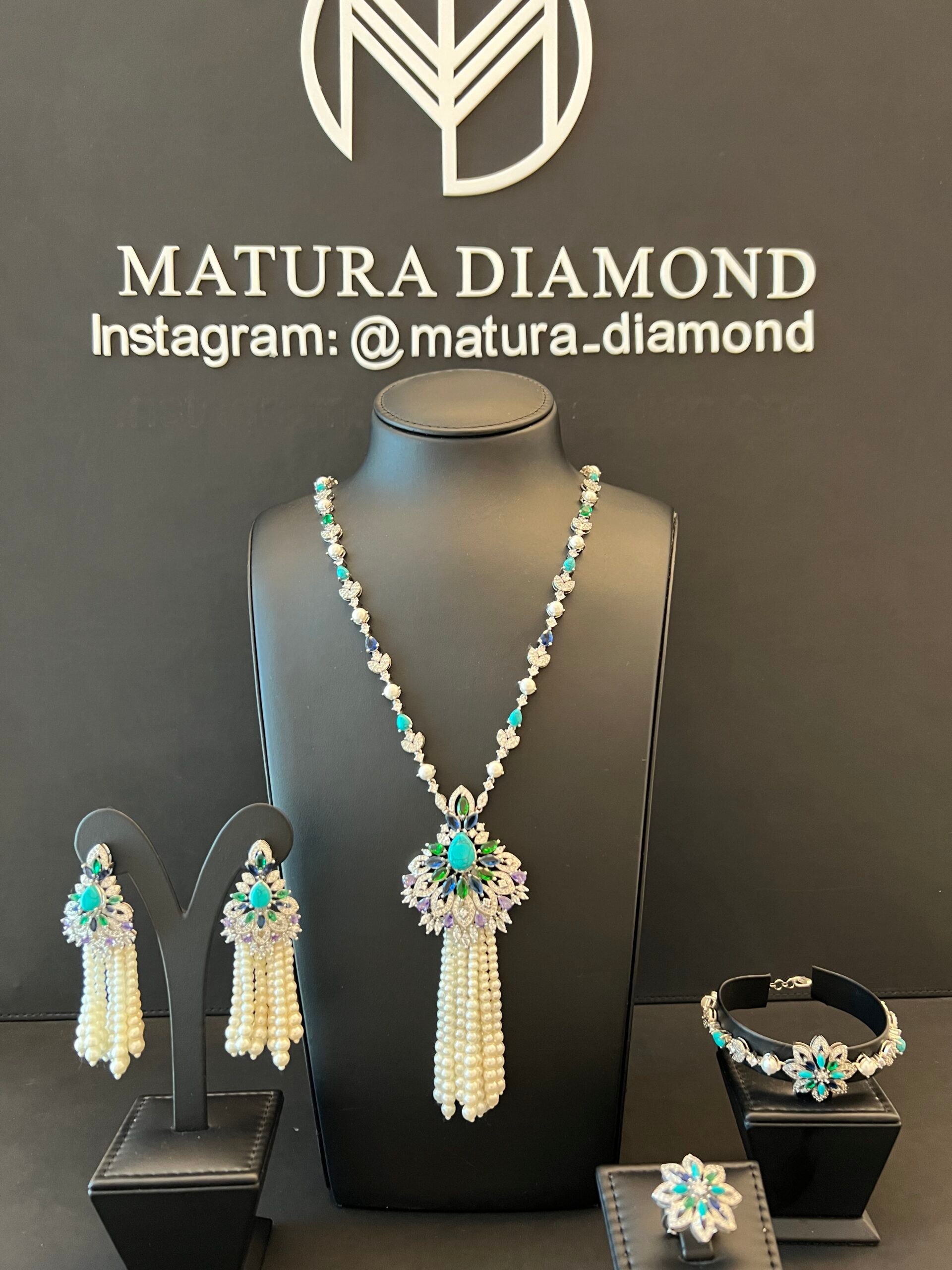 ALHOSN | PEARLS & TURQUOISE & PURPLE