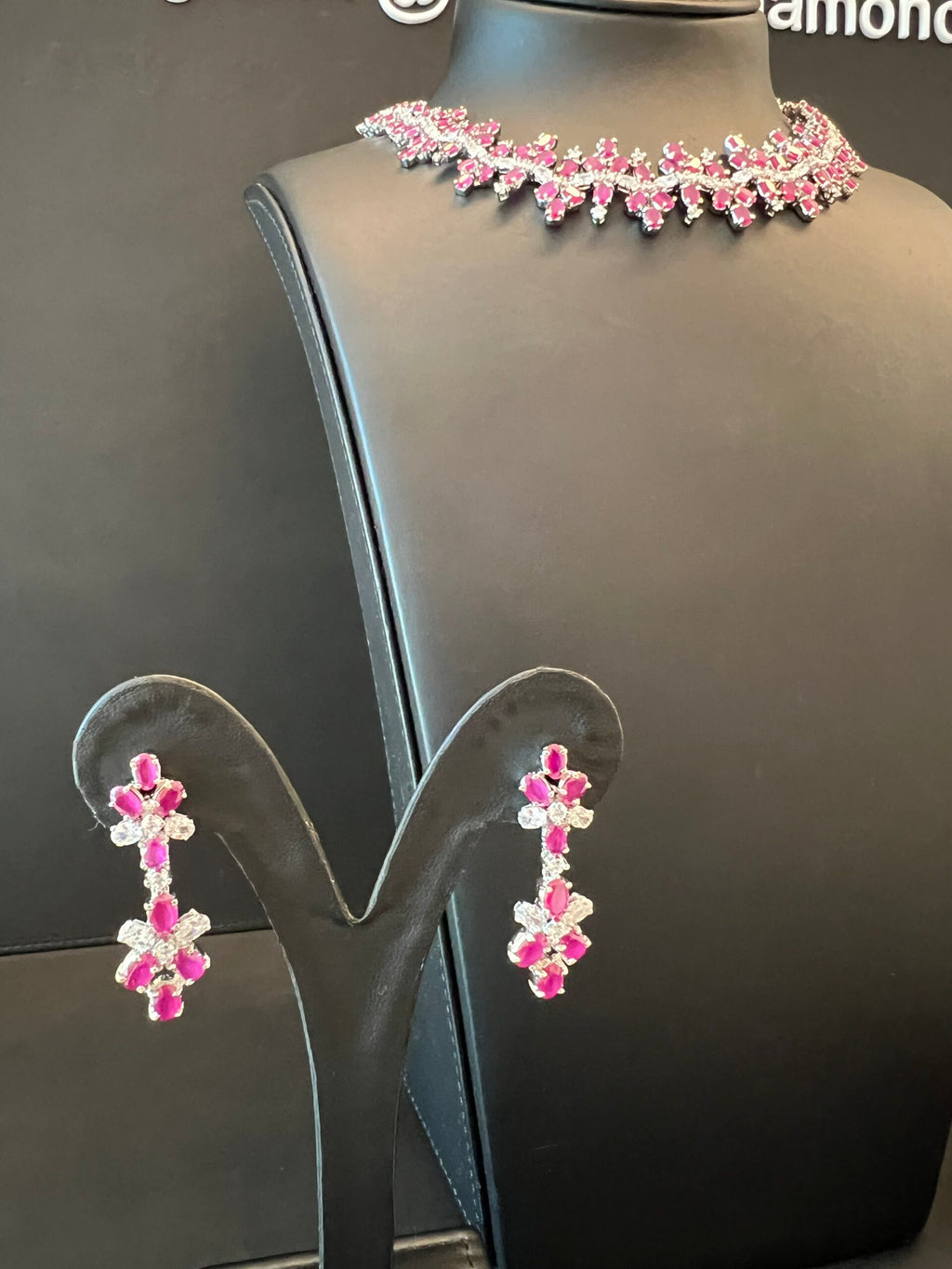 NAJWA | RED & BURGUNDY