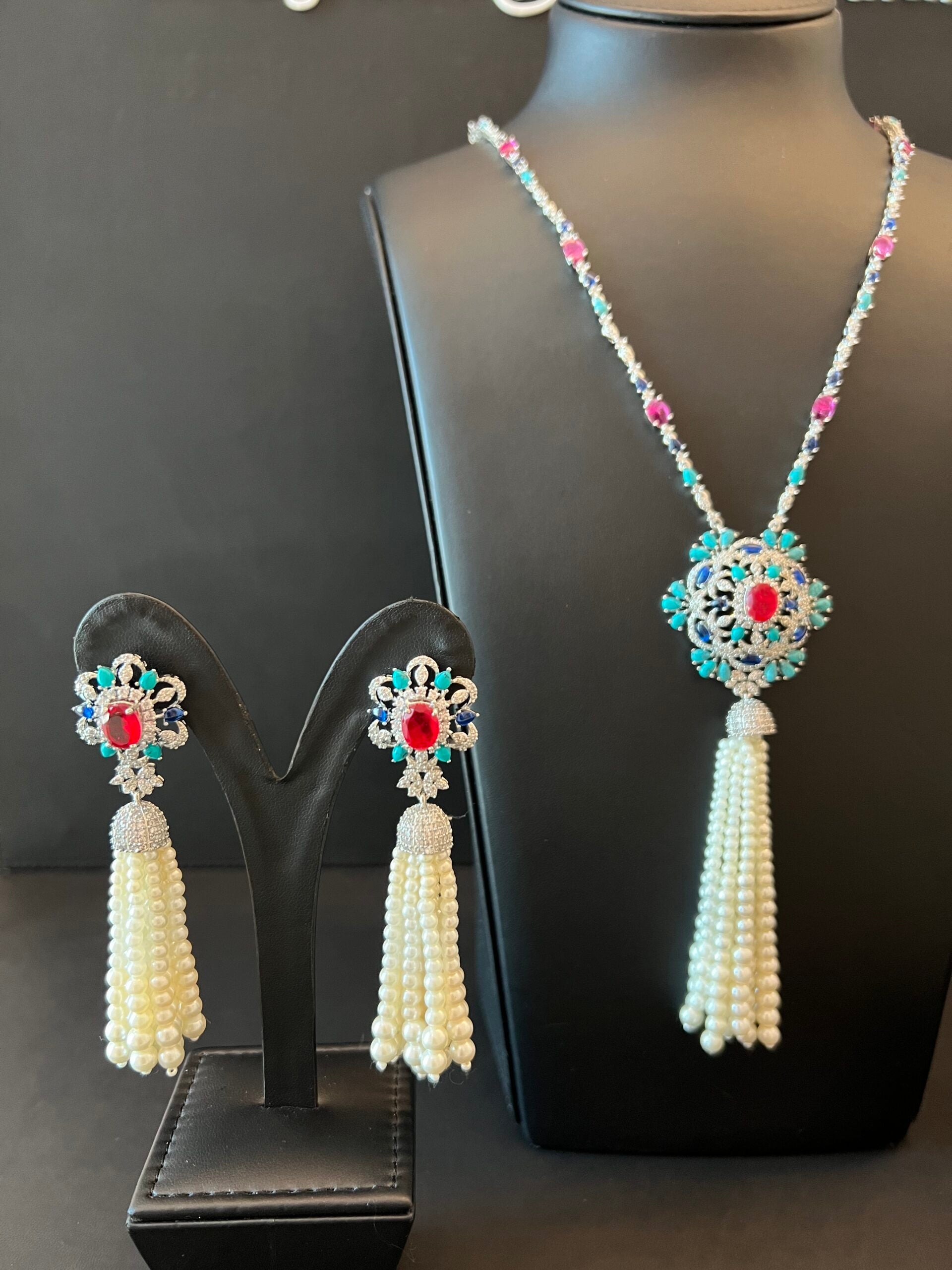 NADYA 2 | PEARLS & TURQUOISE & RED
