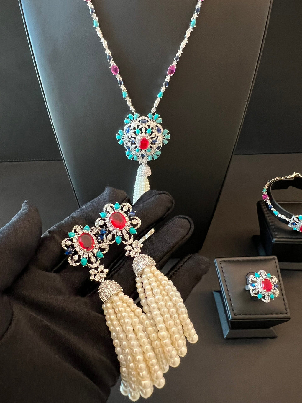 NADYA 2 | PEARLS & TURQUOISE & RED