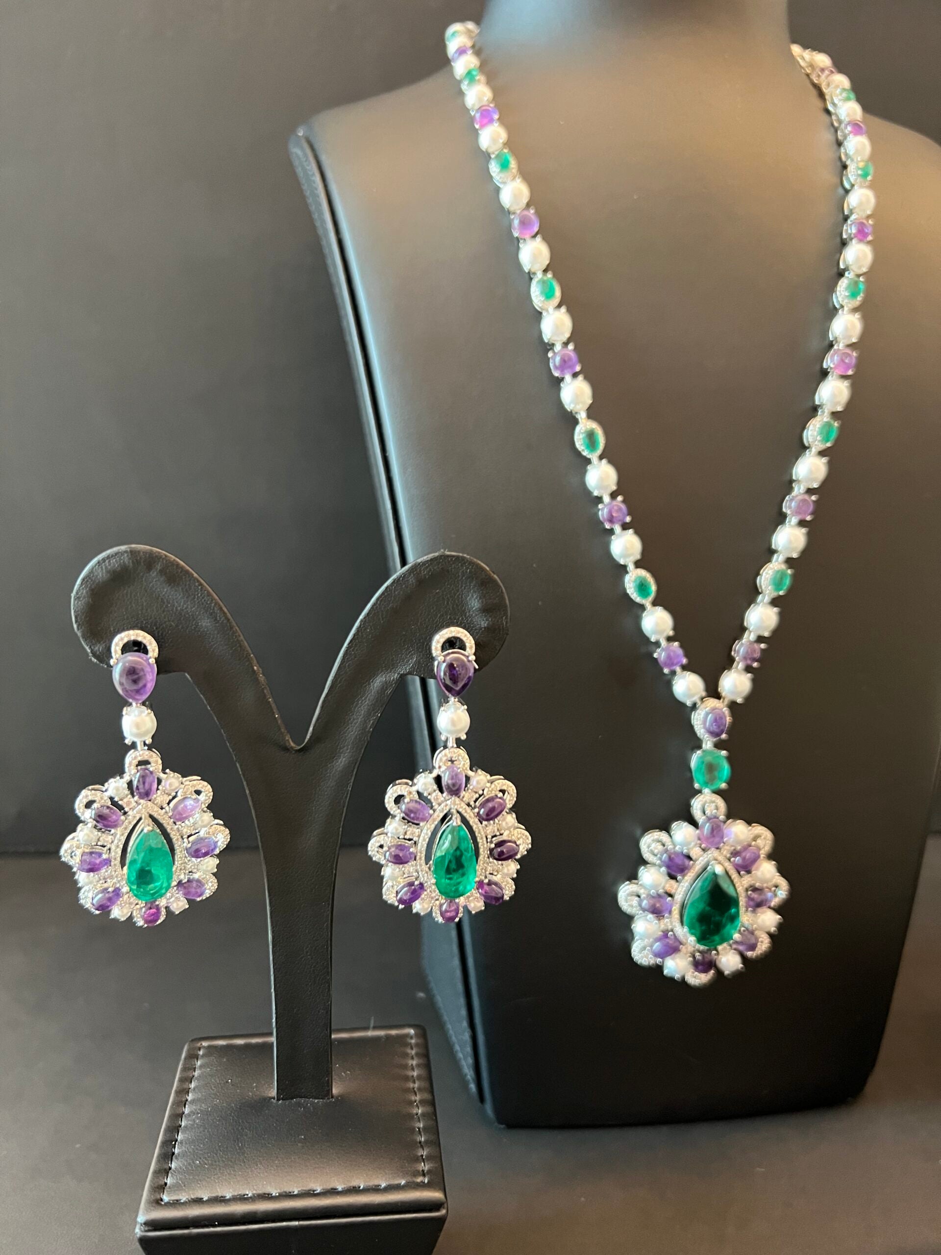 BURJEEL | PEARLS & PURPLE & GREEN