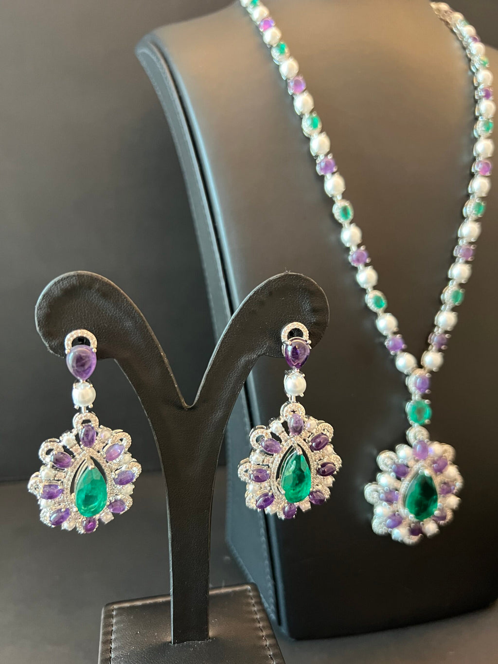 BURJEEL | PEARLS & PURPLE & GREEN
