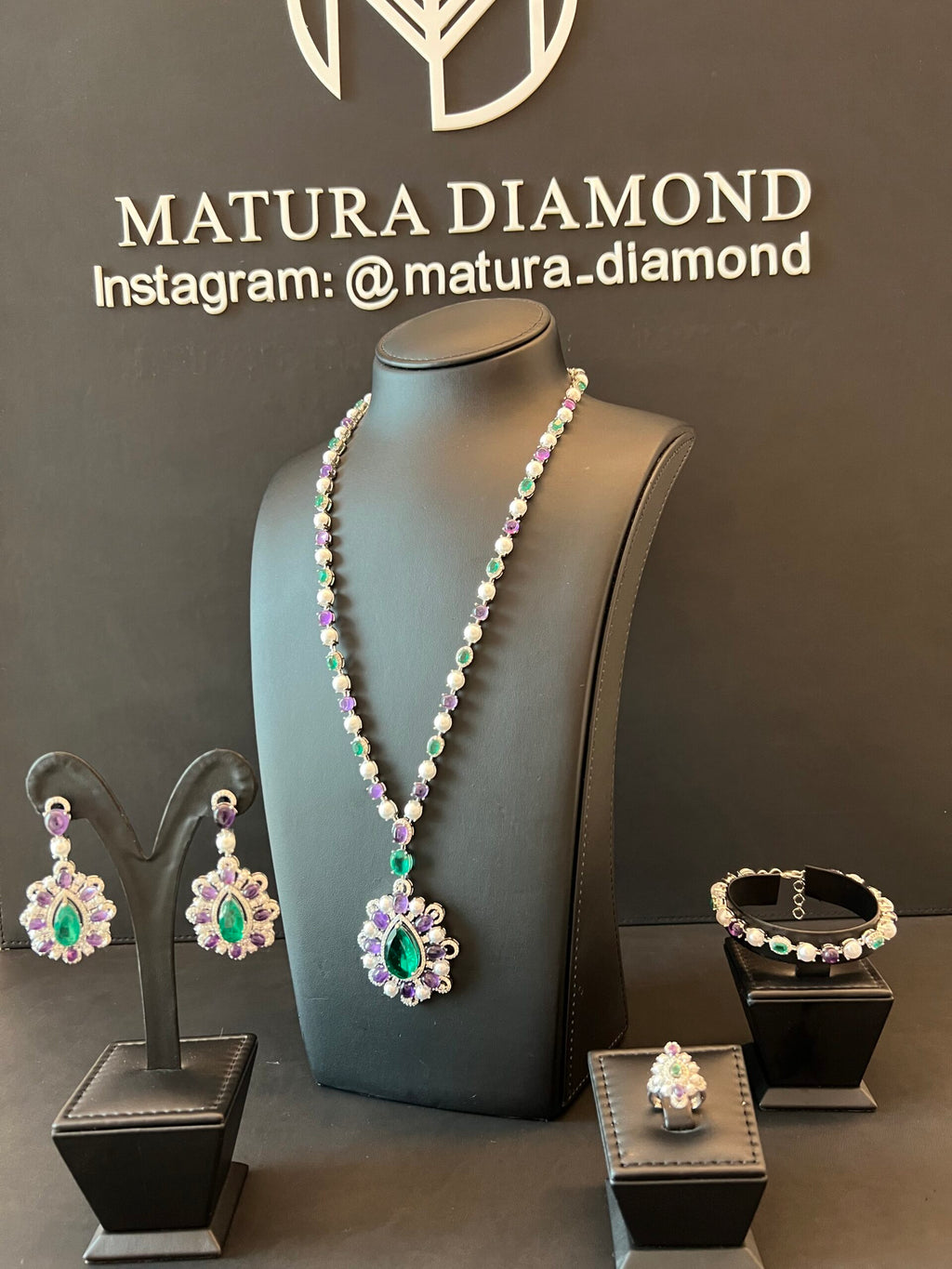 BURJEEL | PEARLS & PURPLE & GREEN