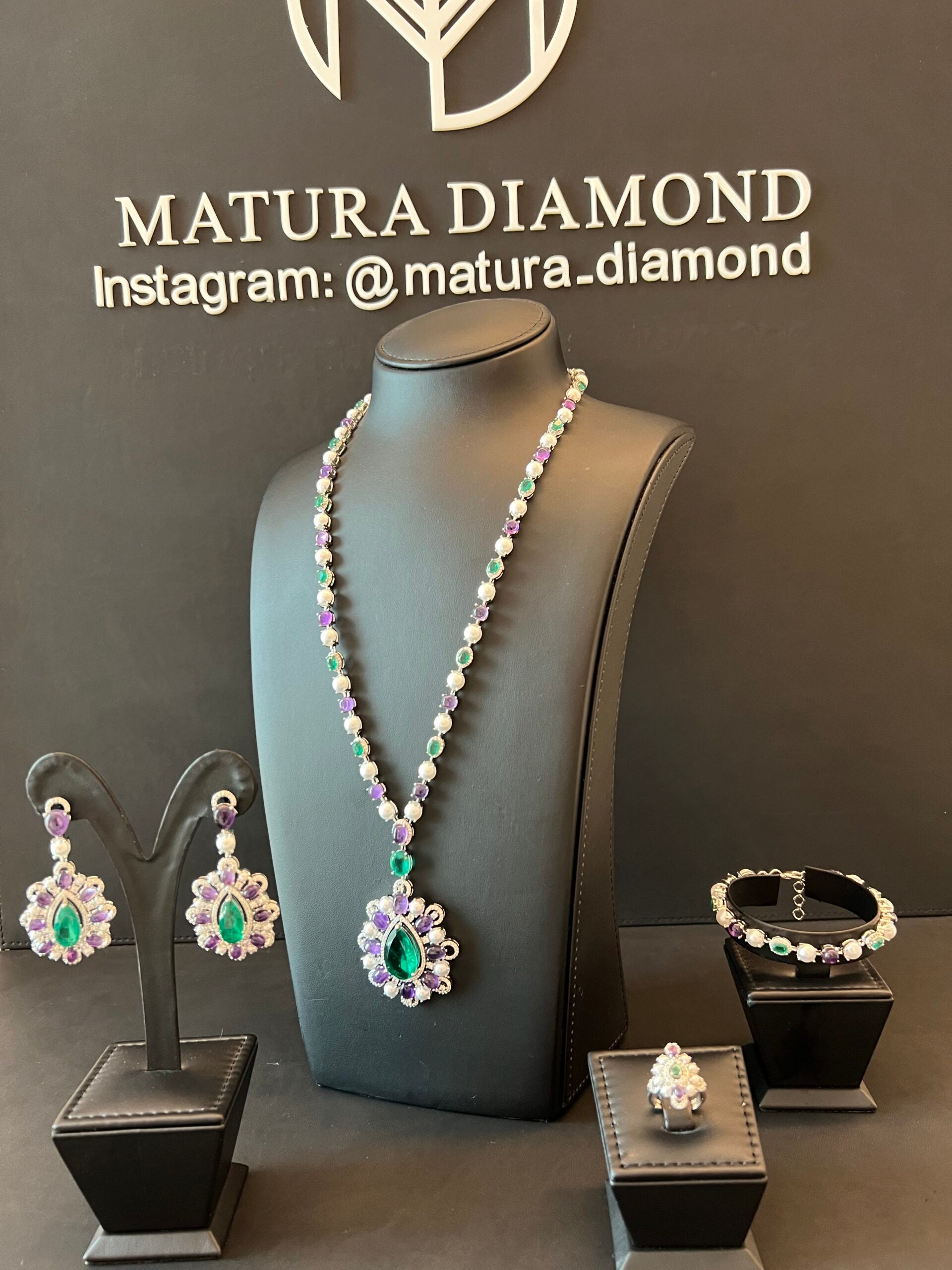 BURJEEL | PEARLS & PURPLE & GREEN