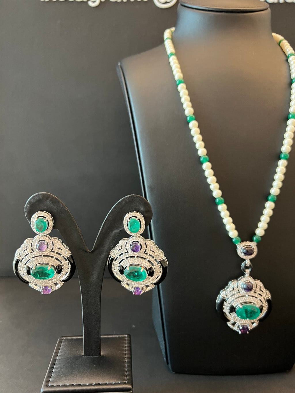 ALZAHIA | PEARLS & PURPLE & GREEN