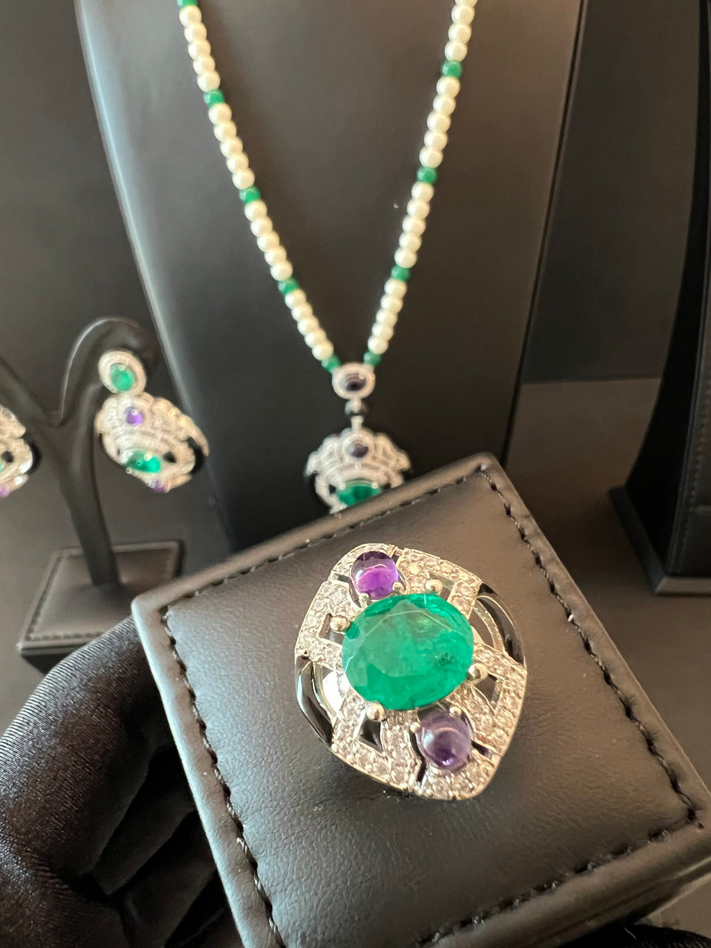 ALZAHIA | PEARLS & PURPLE & GREEN