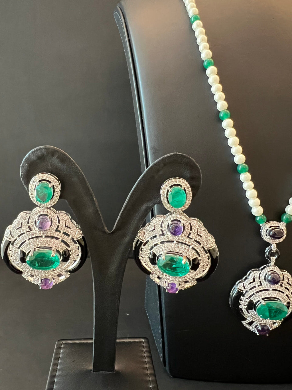 ALZAHIA | PEARLS & PURPLE & GREEN