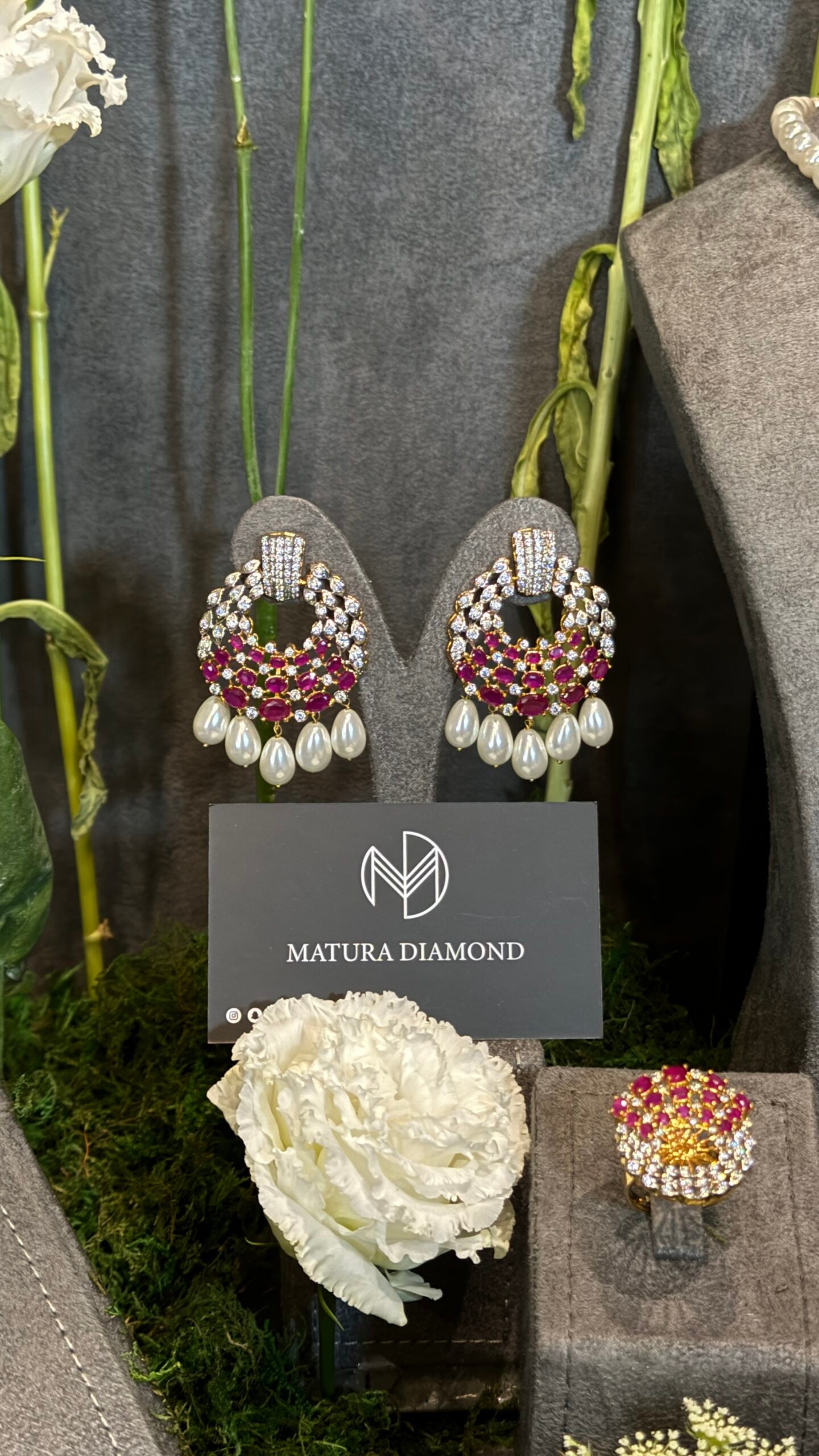 RUBY 003 | SILVER & GOLDEN