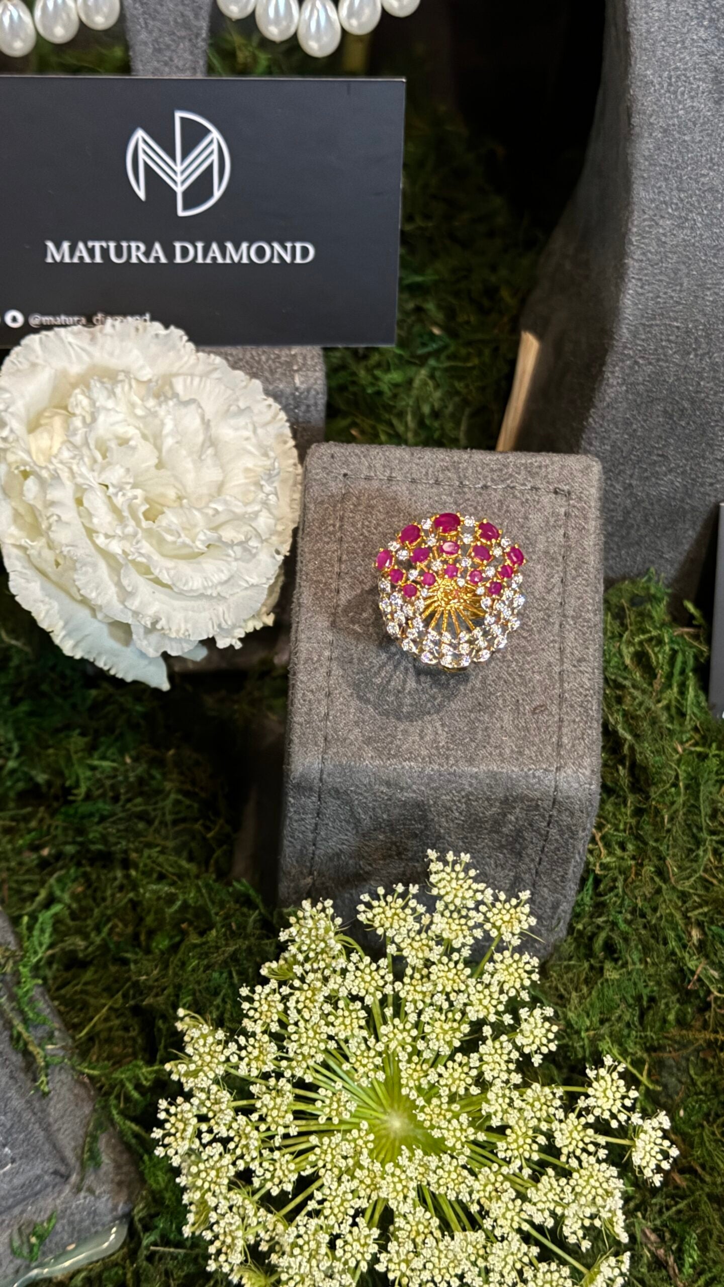 RUBY 003 | SILVER & GOLDEN