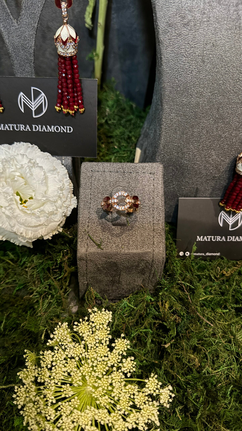 QATARA | RED & SILVER & PEARLS