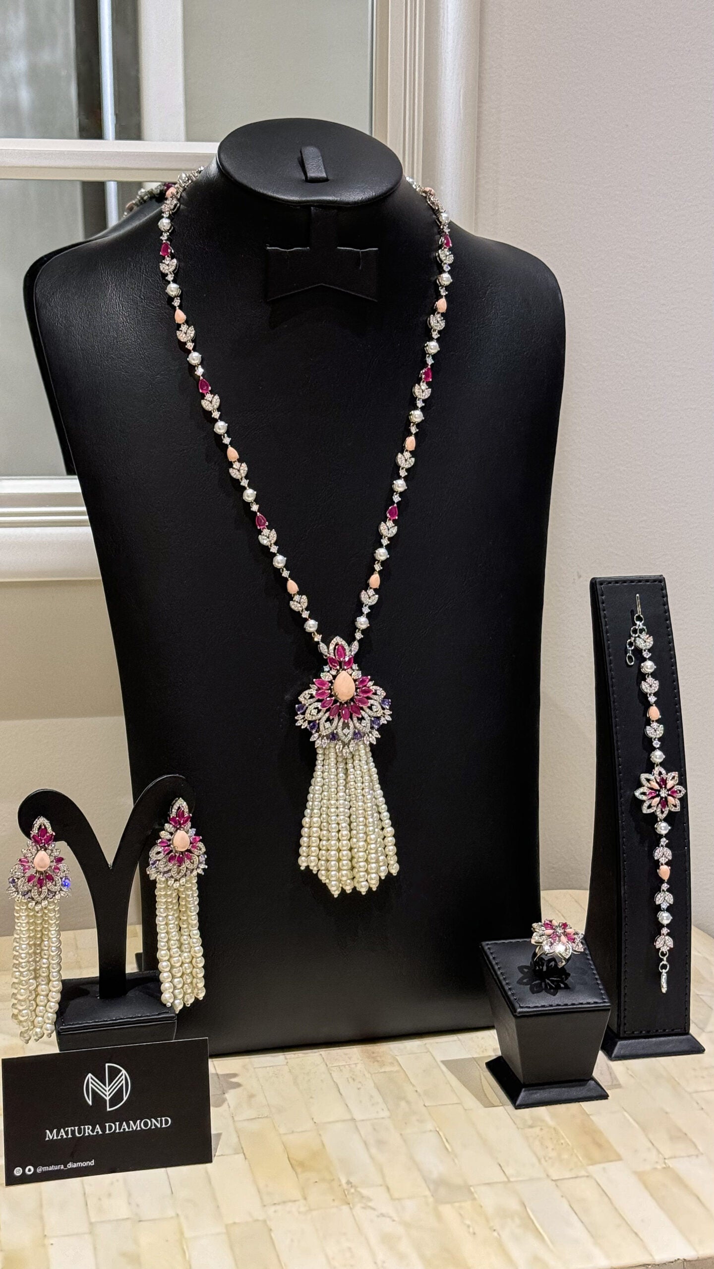 AL HOSN | PEARLS & PINK & PURPLE