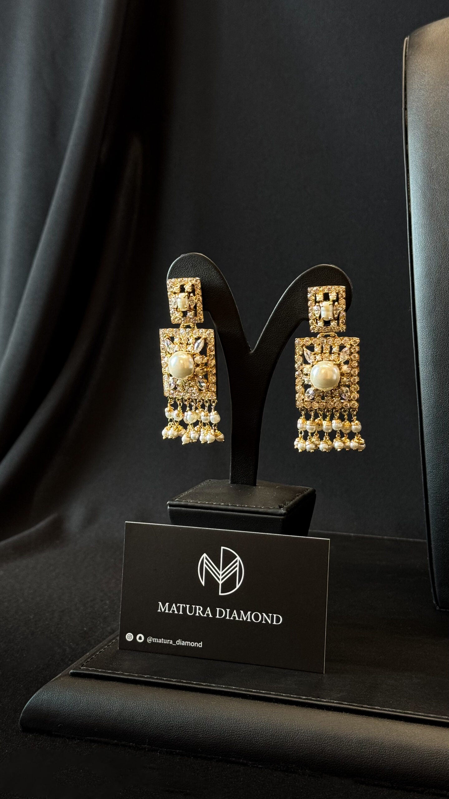 NO.94 | PEARLS & GOLDEN