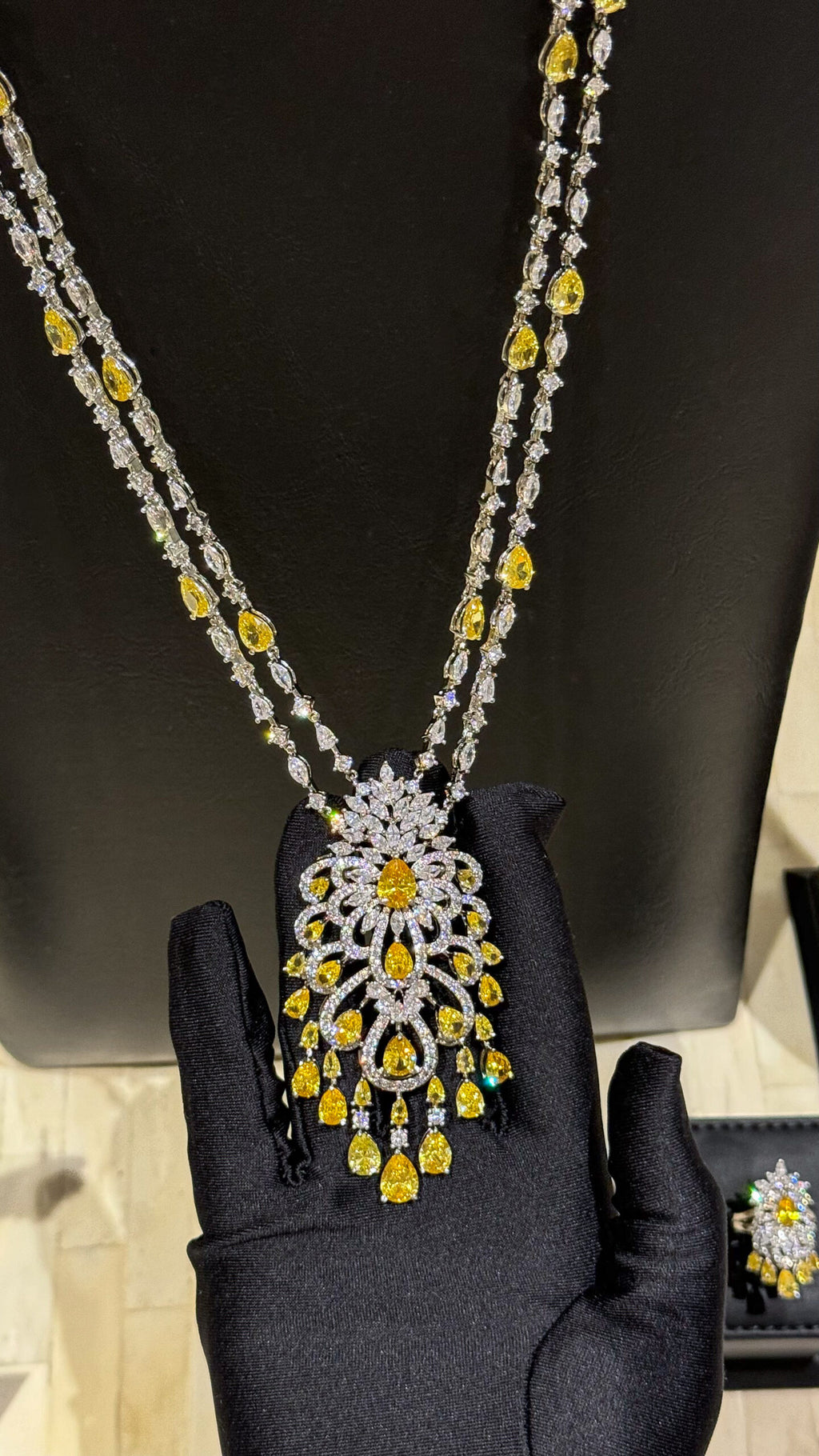 KALBA | YELLOW