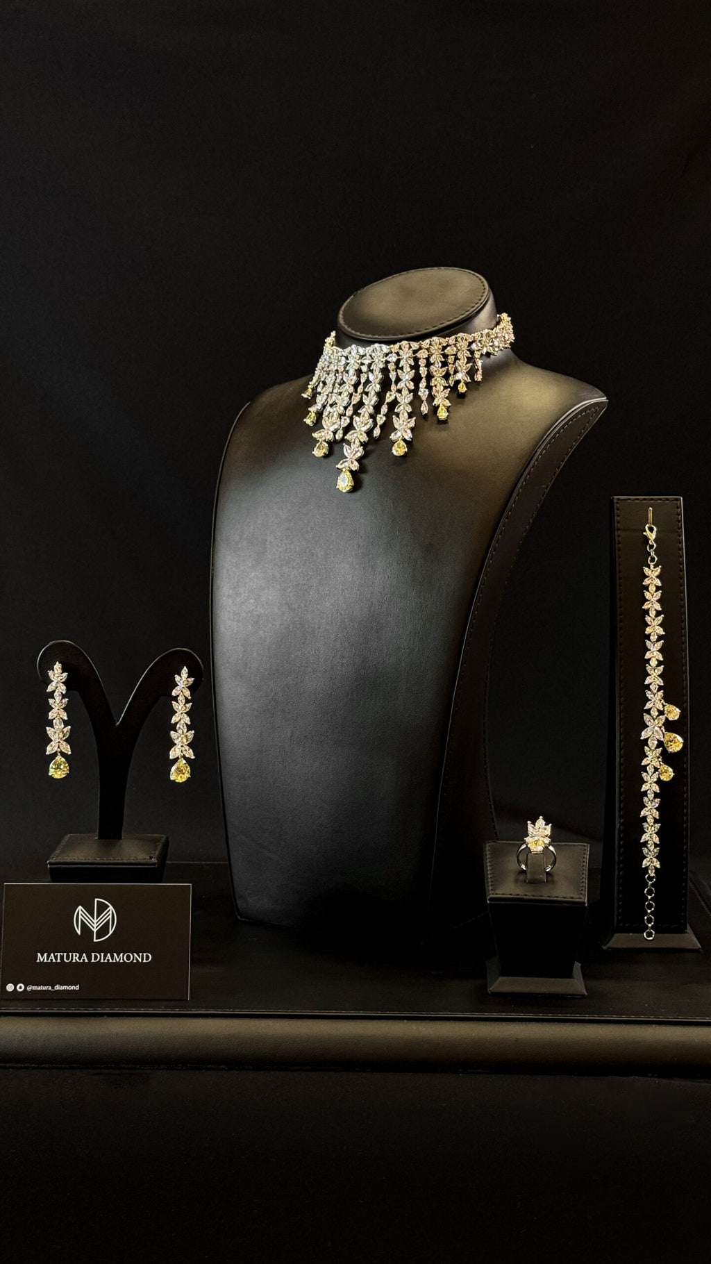 CHOKER ALBARSHA | YELLOW